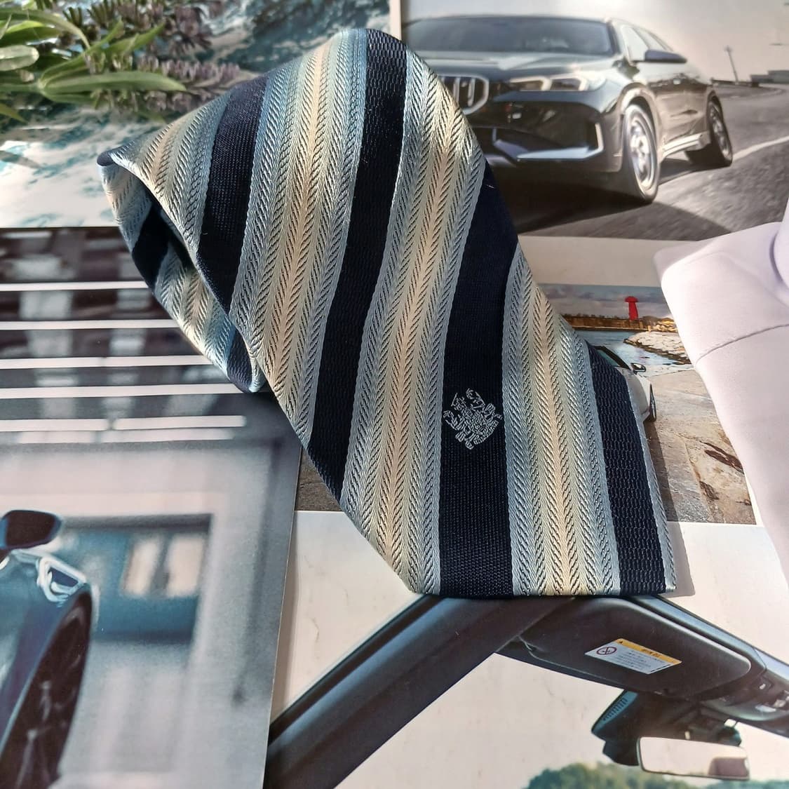 아쿠아스큐텀 실크 스트라이프 넥타이 9.1cm A+등급 A18818
 상품이미지2