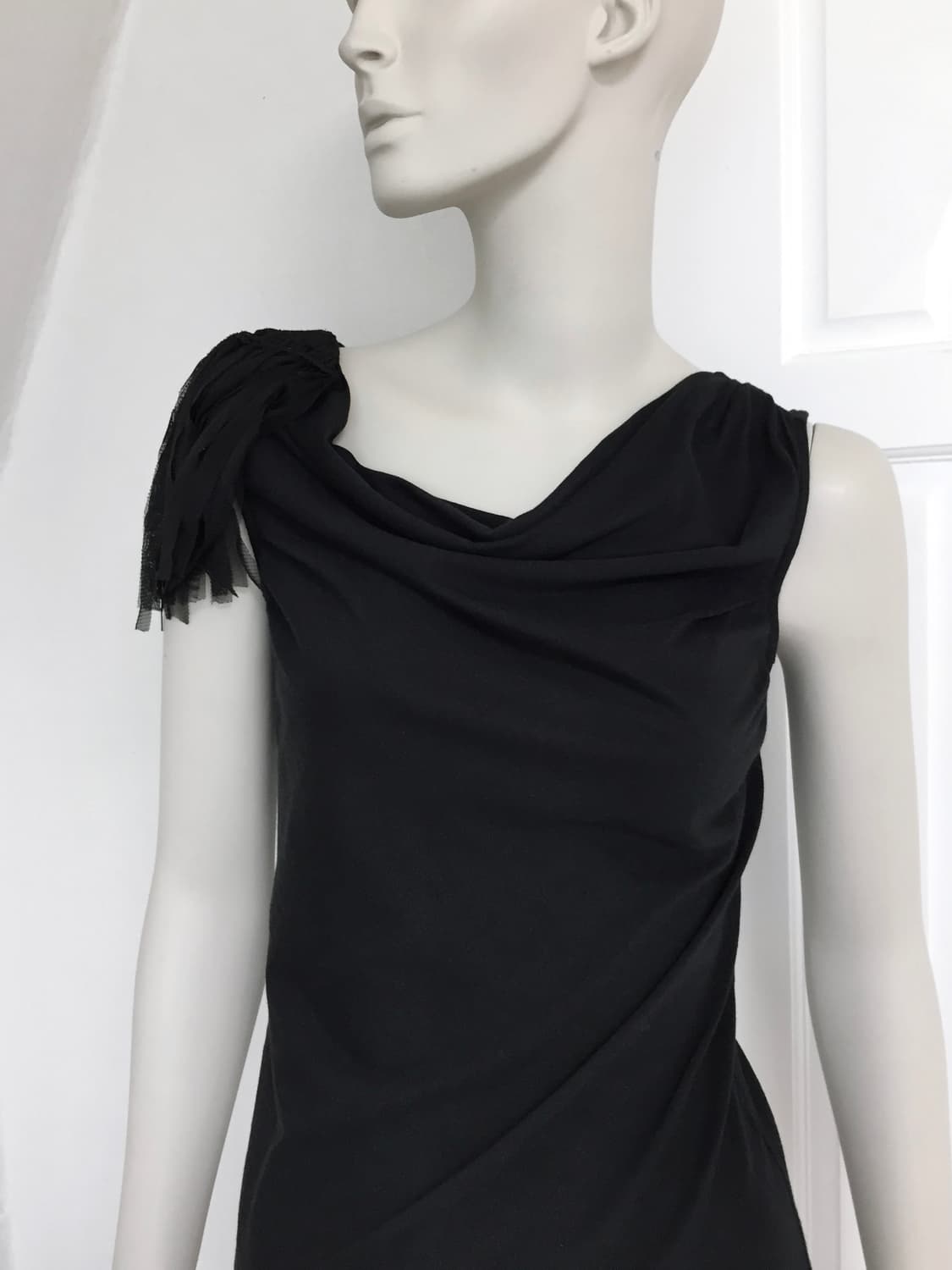 Gap Shoulder Point Sleeveless Top 상품이미지5