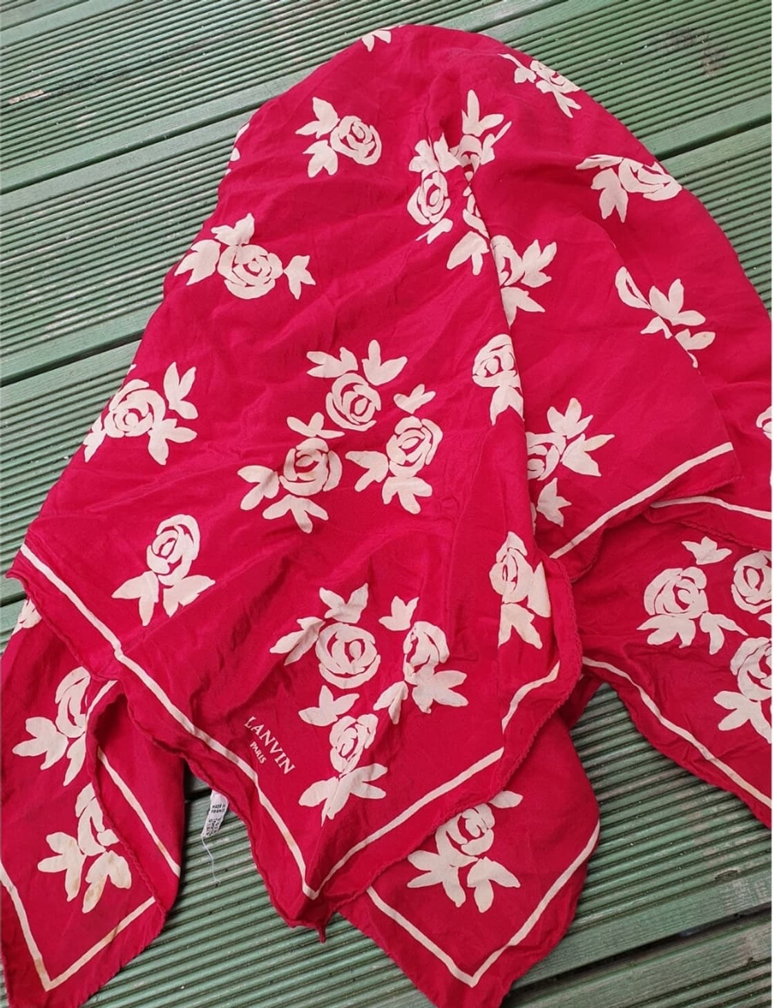 중고명품 특가세일~랑방 (LANVIN 정품)화려한 레드컬러 실크스카프 머 상품이미지2