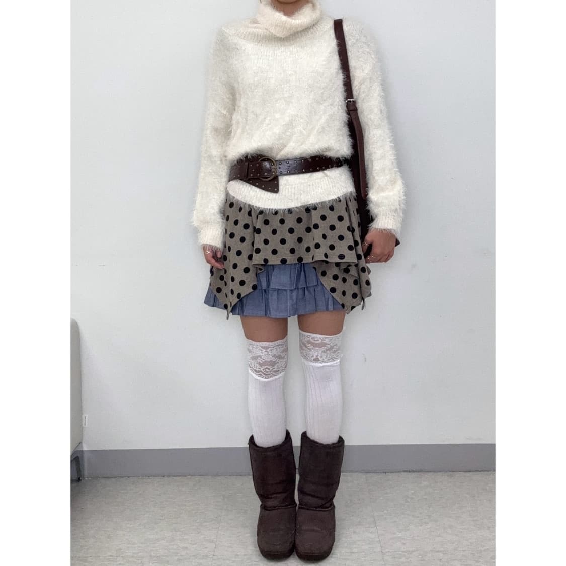 화이트 레이스 니삭스 상품이미지2