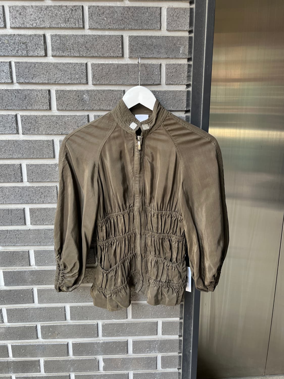 Paola Frani 셔링 자켓 Made in Italy 상품이미지2