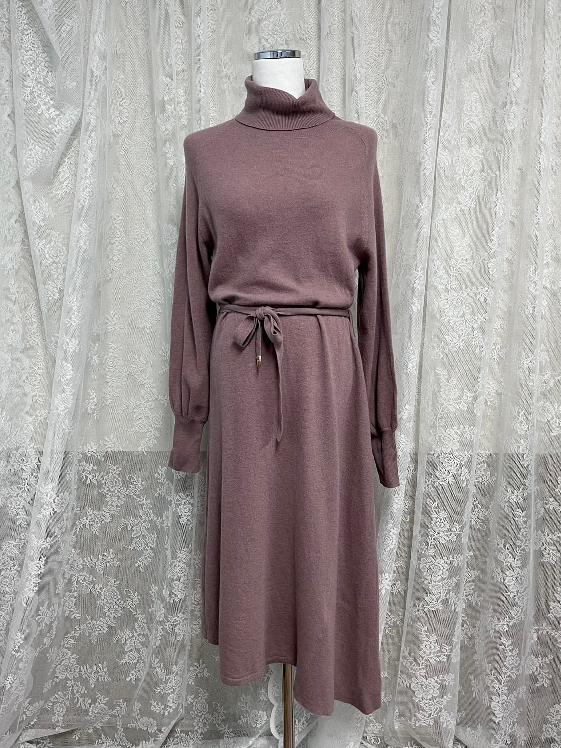 F) 온앤온 터틀넥 니트 원피스 인디핑크 상품이미지1