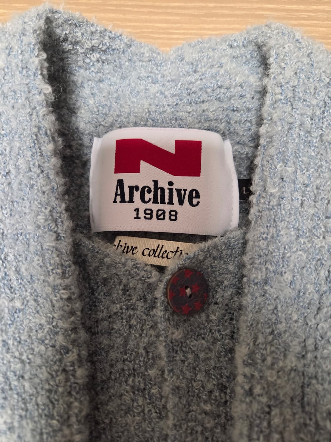 [COLLECTION LINE] 타이 디테일 빈티지 메 달 니트 가디건 상품이미지9