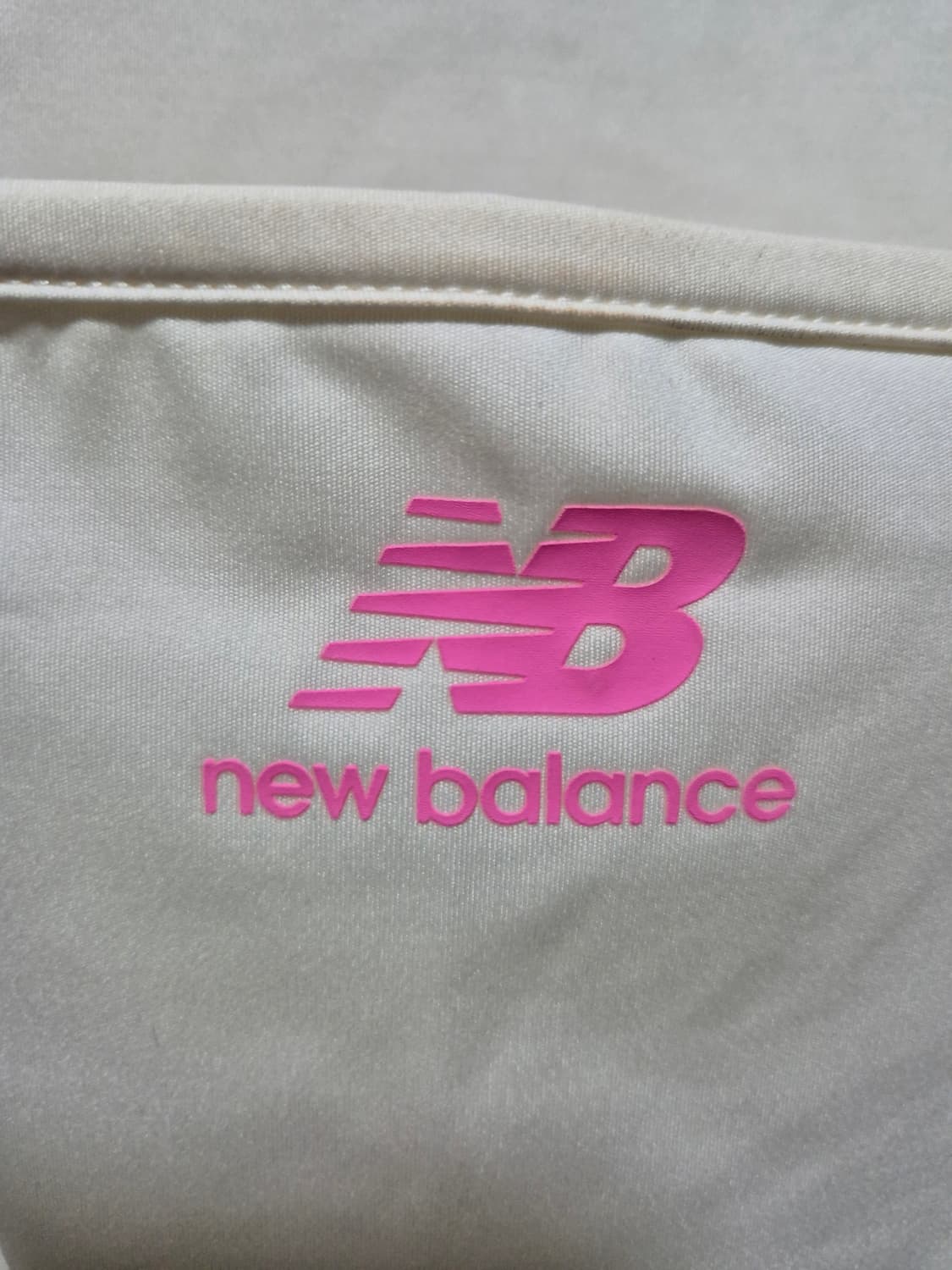 (세일)(새상품)뉴발란스 크롭 반팔티 아이보리 상품이미지2