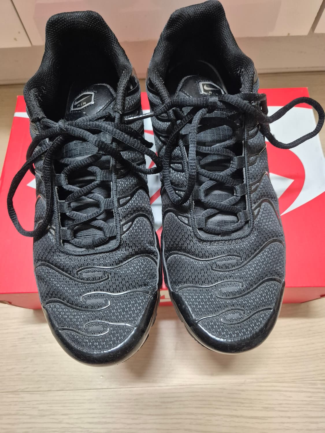 에어맥스 플러스 올검 상품이미지1