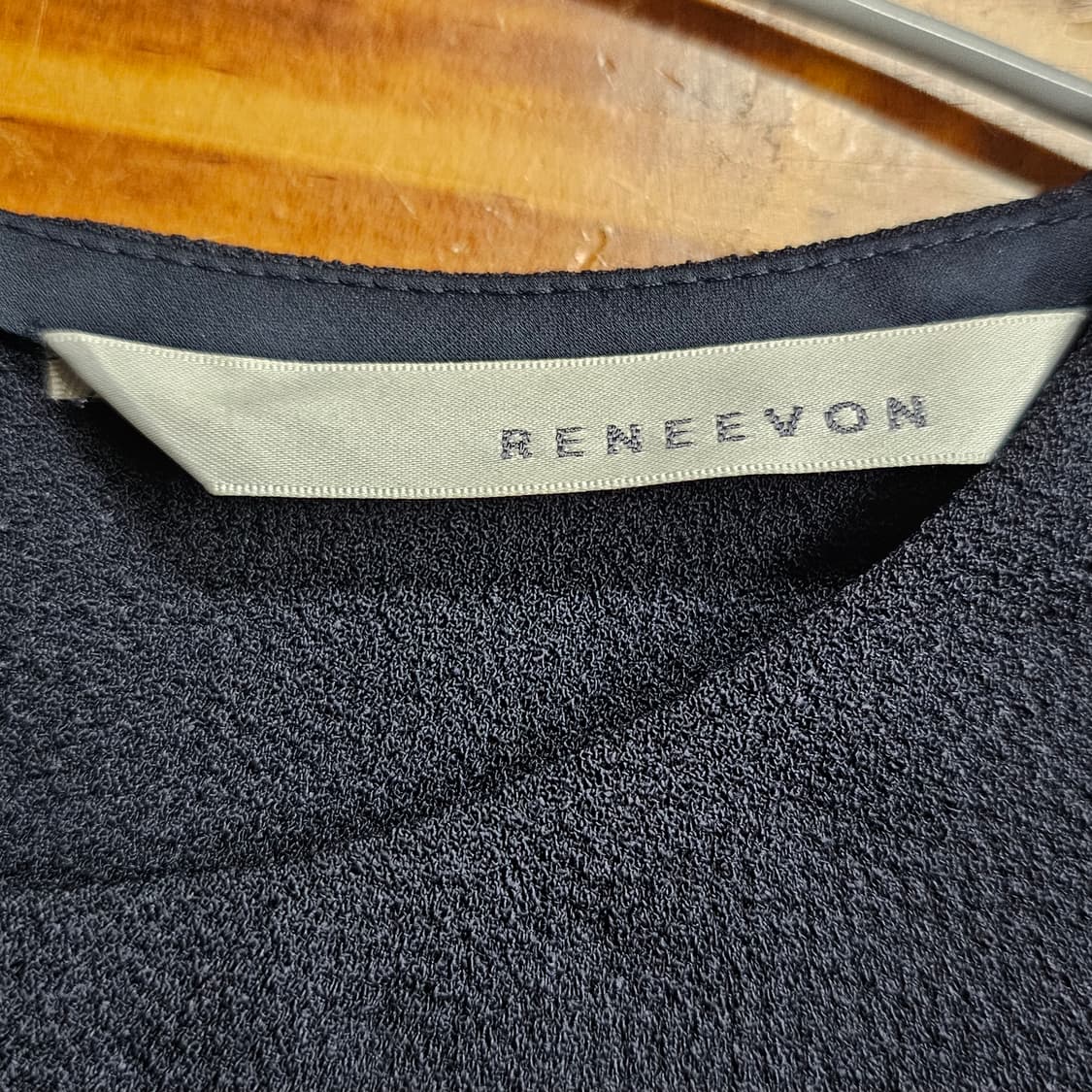 55)[레니본] 정품다크네이비블라우스 상품이미지6