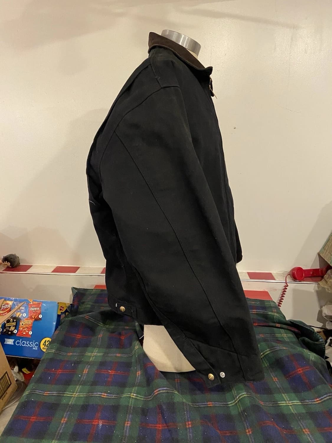 칼하트 J01 빈티지 디트로이트 자켓 블랙 상품이미지2