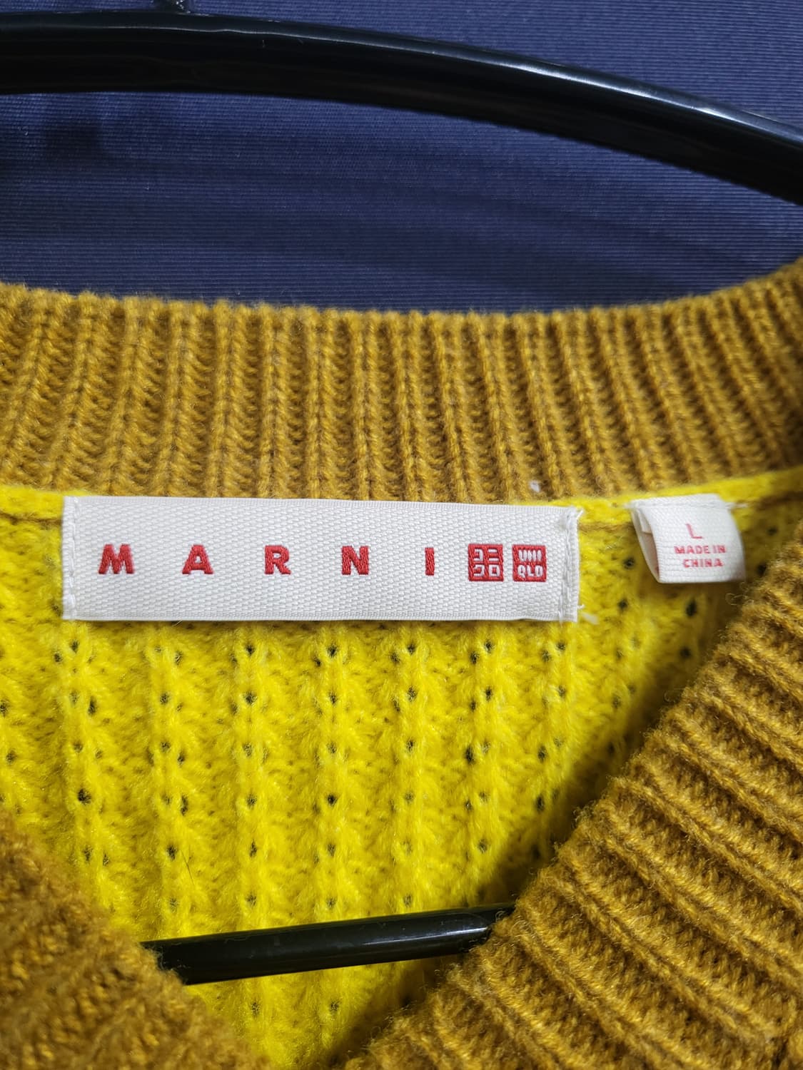 마르니 유니클로 니트 크롭 브이넥 상품이미지5