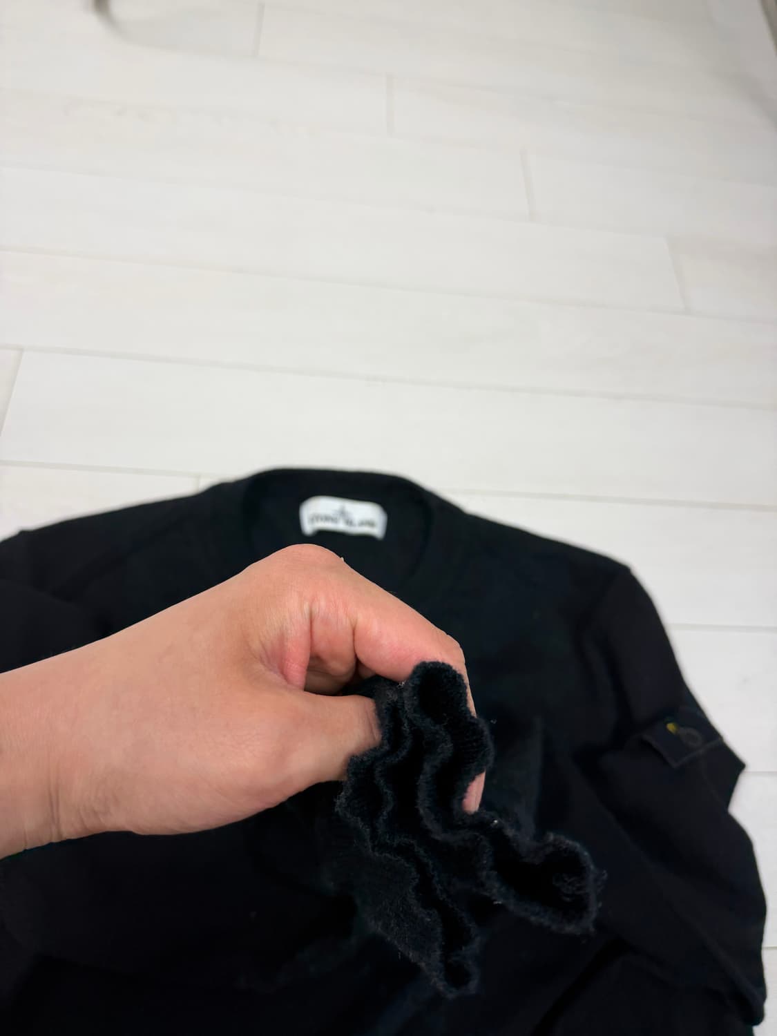 스톤아일랜드 니트 L 사이즈  상태 9.2/10  사진 찍고 절대 안입습 상품이미지4