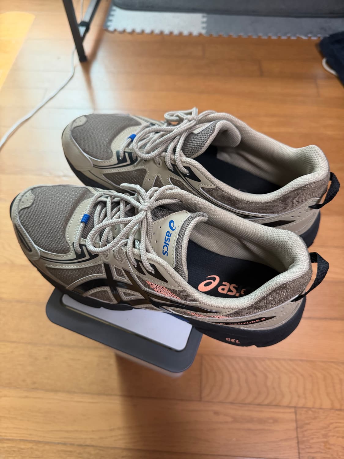 아식스 젤 벤쳐 6 SPS 페퍼 블랙 상품이미지5