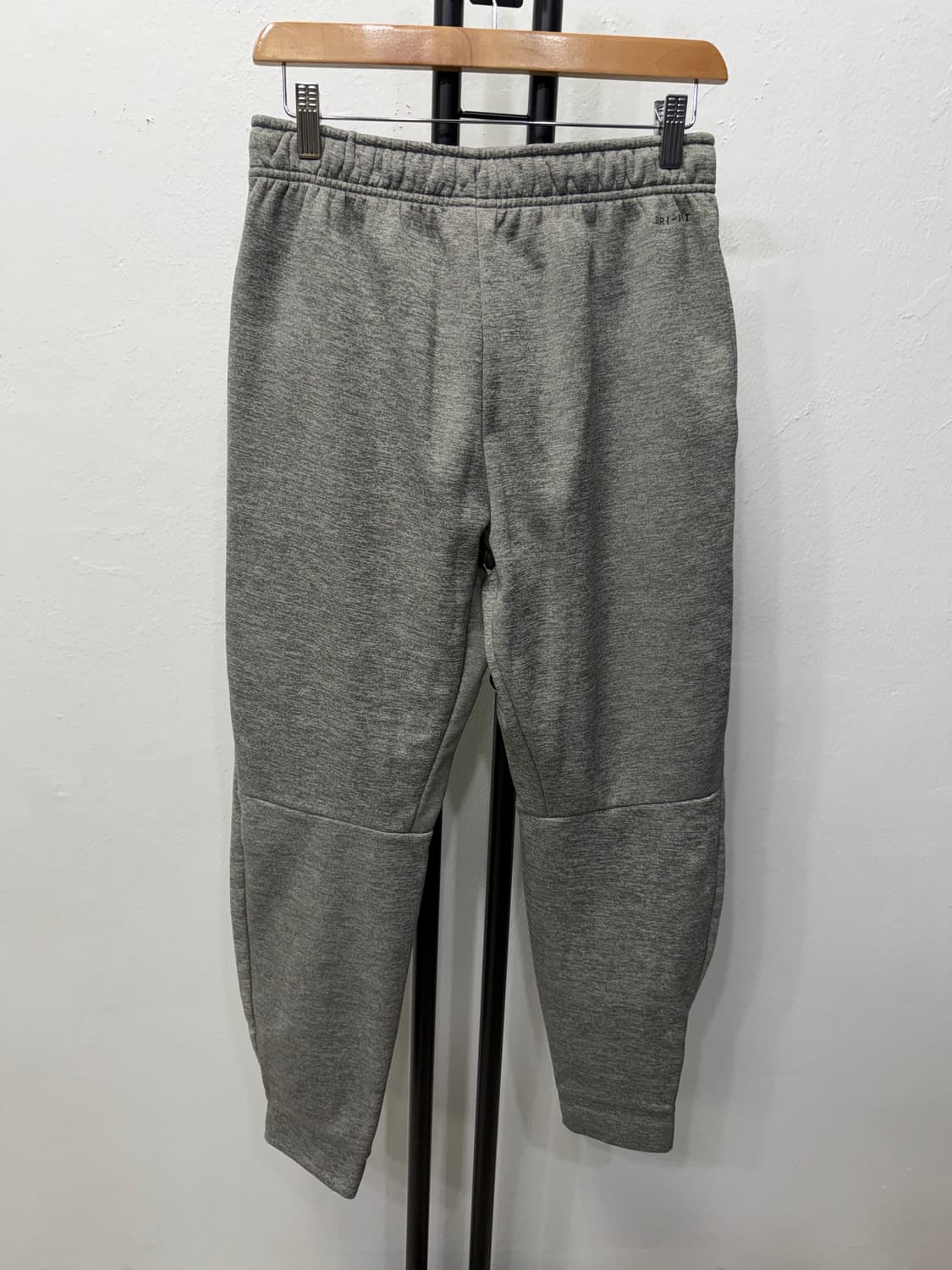 정품) 나이키 드라이핏 스우시 조거팬츠 M 상품이미지4