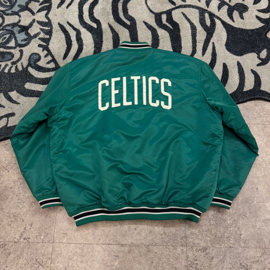 리복 NBA 보스턴 셀틱스 그린 스타디움 자켓  상품이미지2