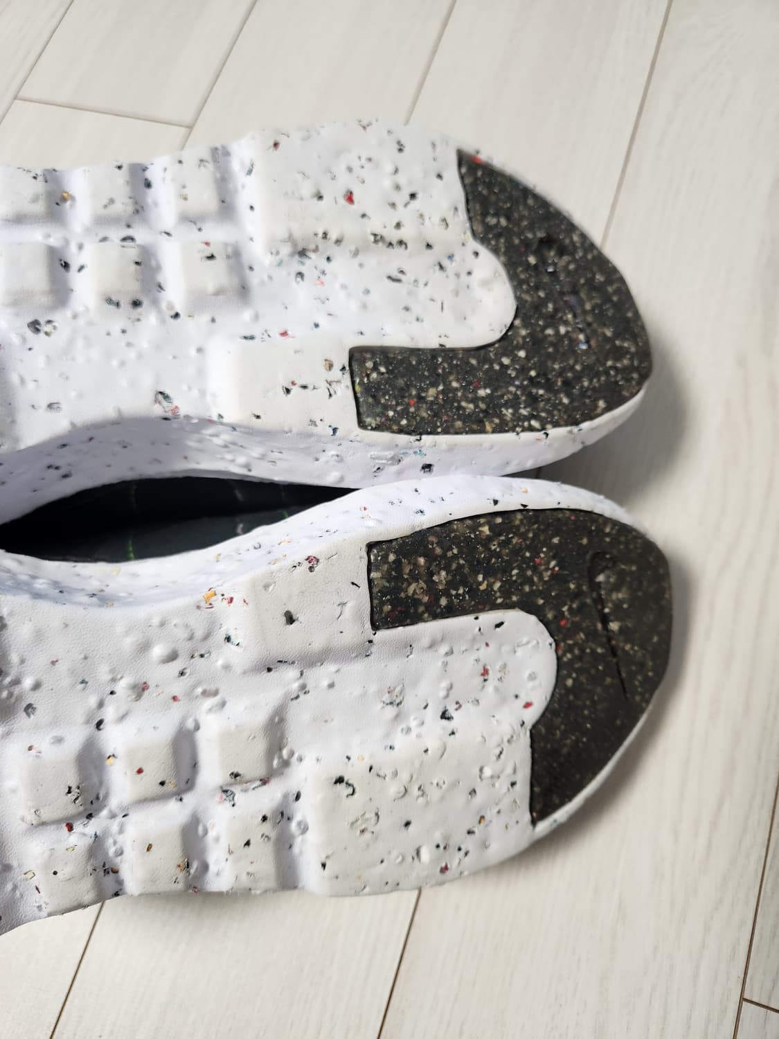 새상품급)나이키 운동화 크레이터 임팩트 블랙 다크 스모크 그레이 사이즈2 상품이미지9