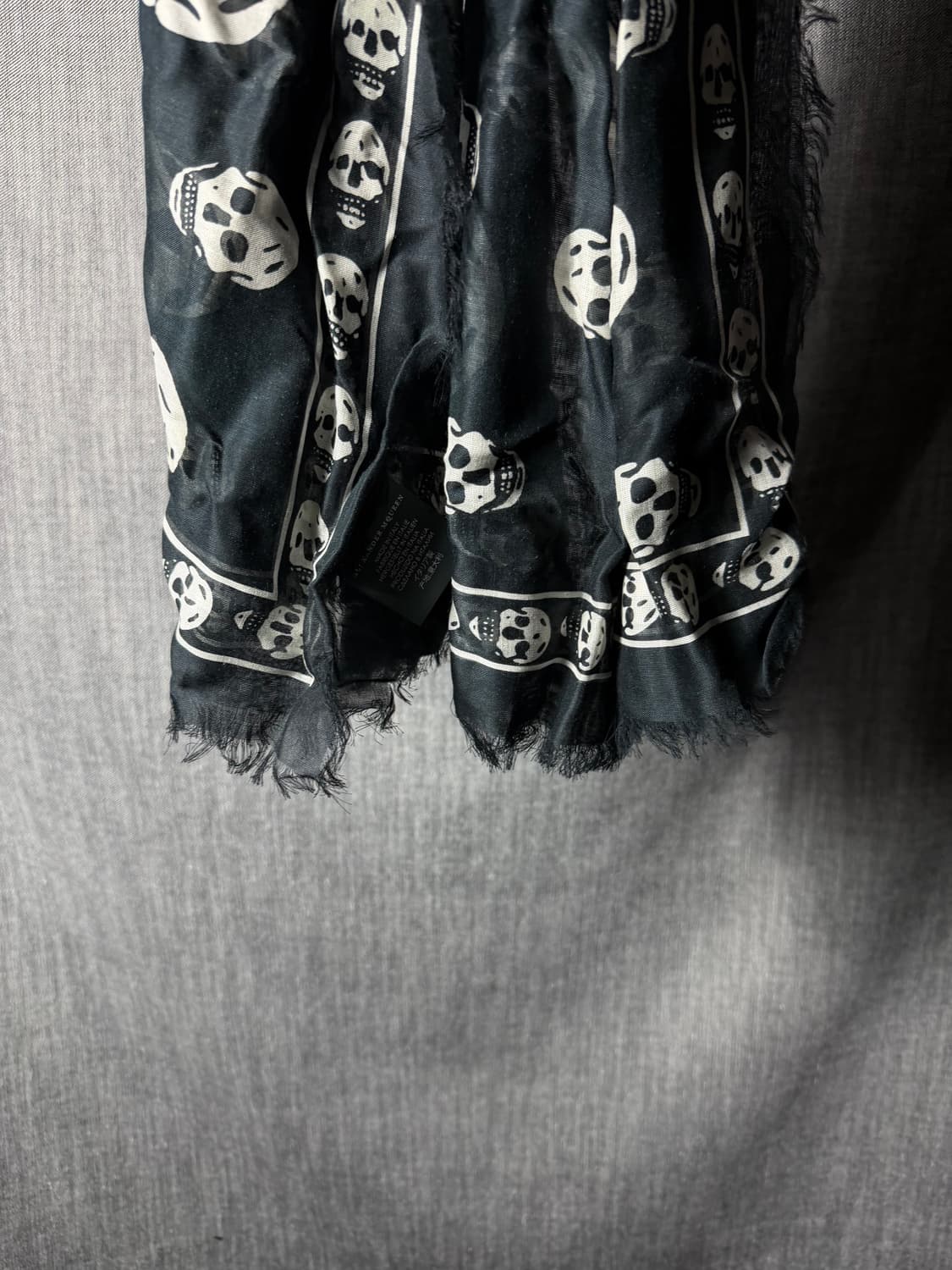 알렉산더 맥퀸 스컬 스카프 상품이미지7