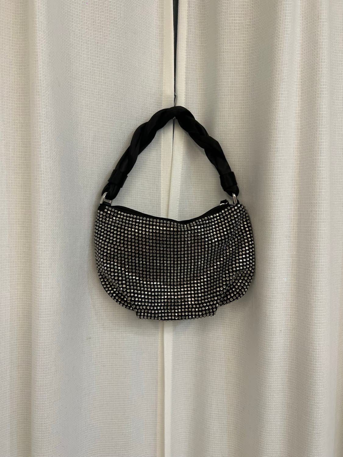 자라 큐빅 숄더백 상품이미지1