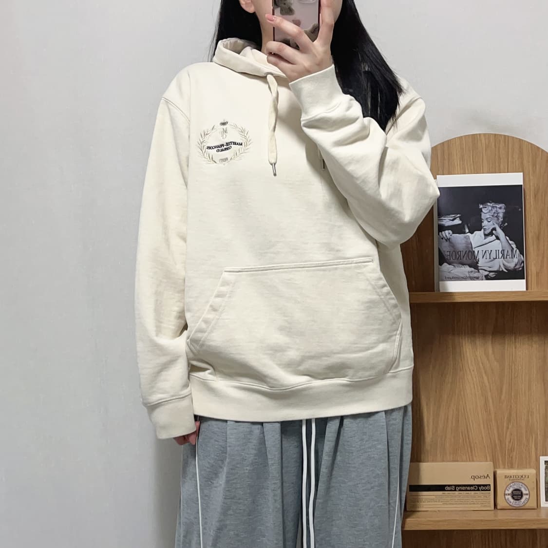 [정품] 마리떼프랑소와저버 베이지 후드티 [ M ] 상품이미지2