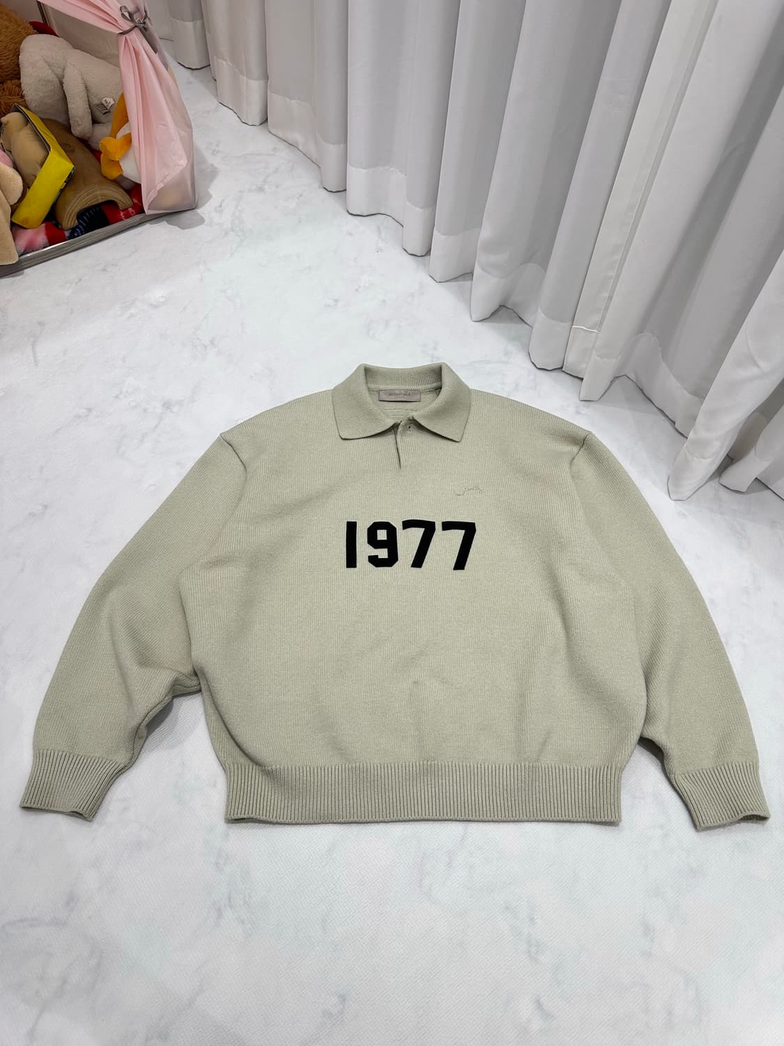 피오갓 에센셜 1977 카라 니트 상품이미지1