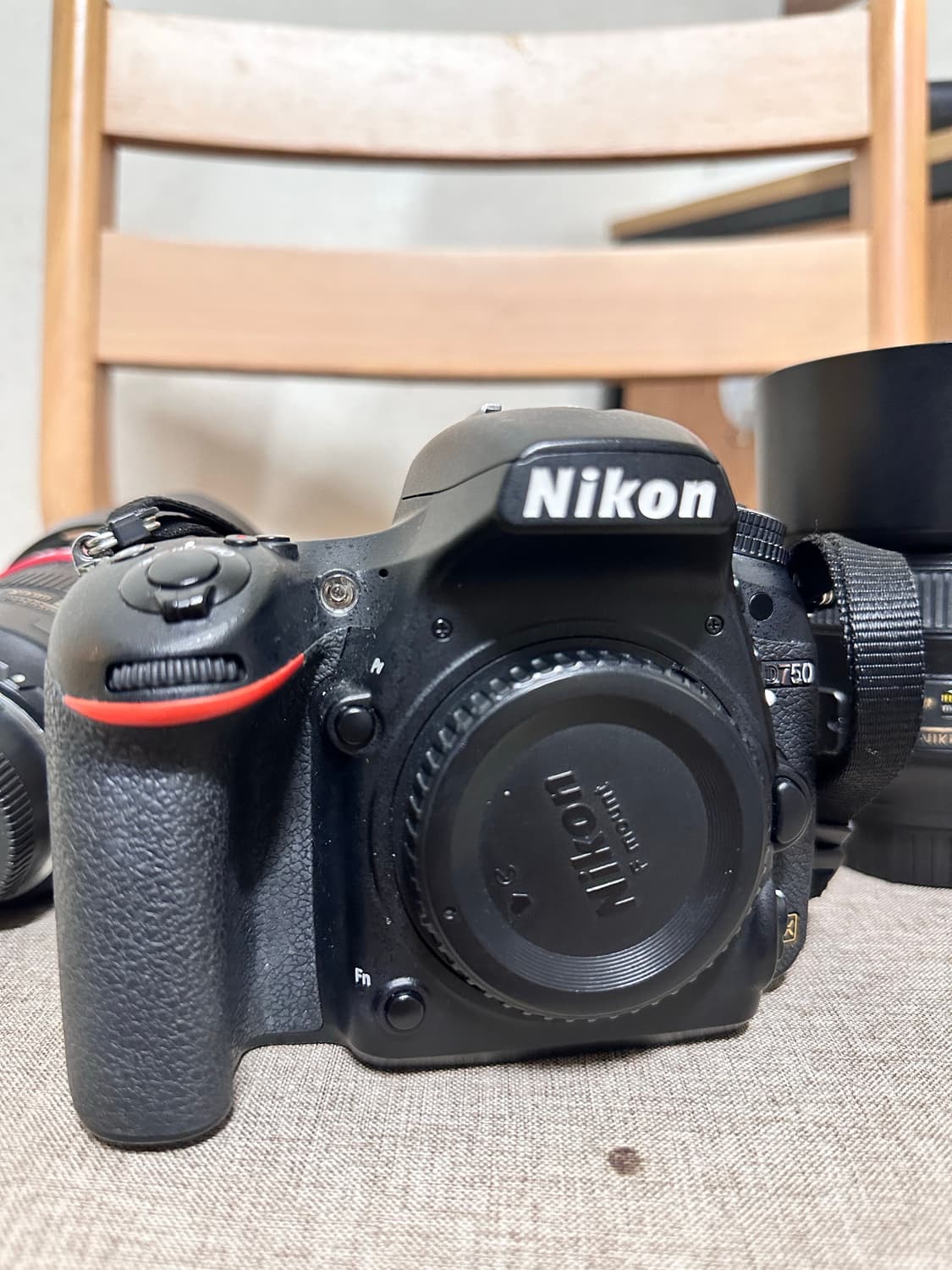 니콘 D750 카메라 + 렌즈 AF-S 24-120mm f3.5-5.6+ 상품이미지3