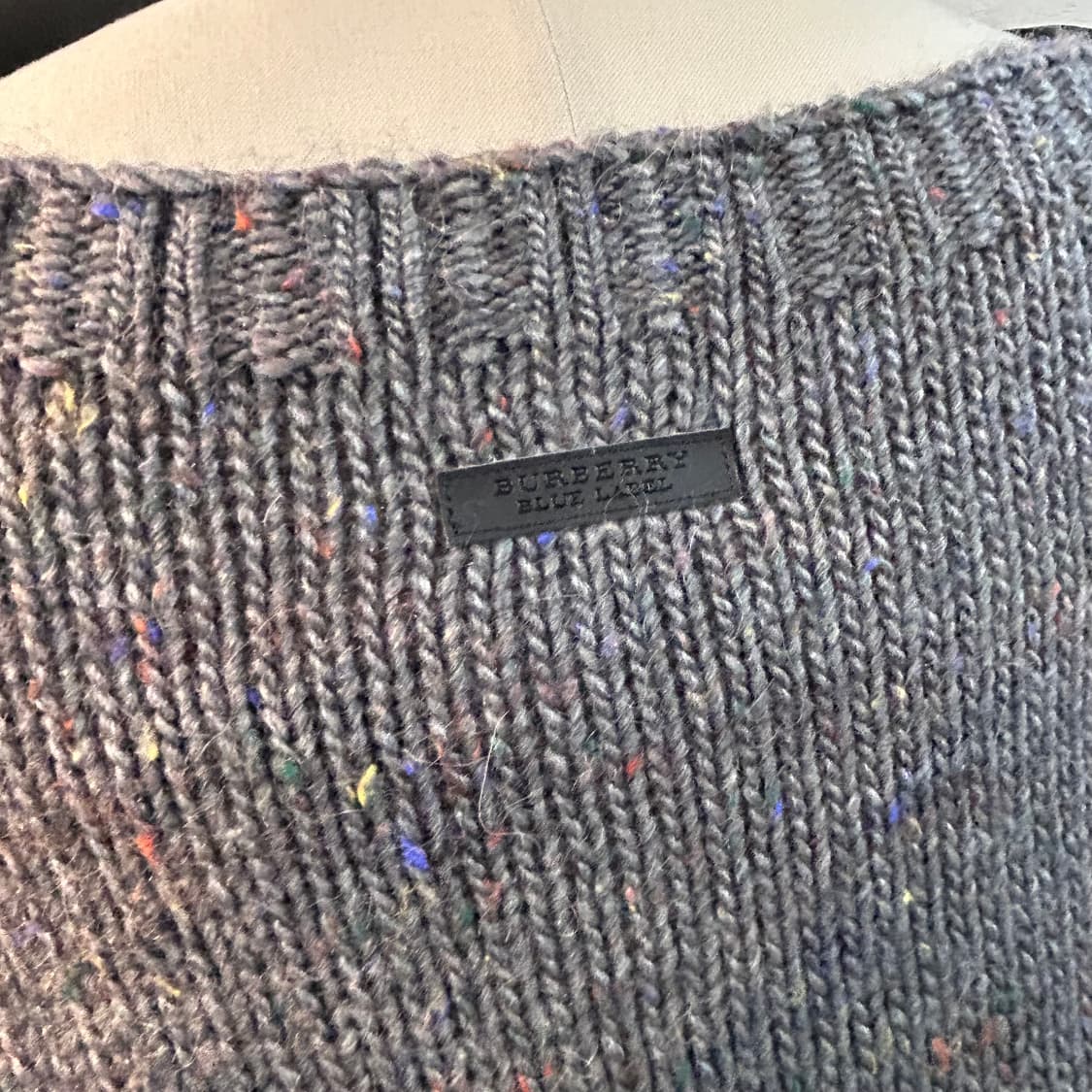 Burberry Grey Off-Shoulder Knit Dress 상품이미지6