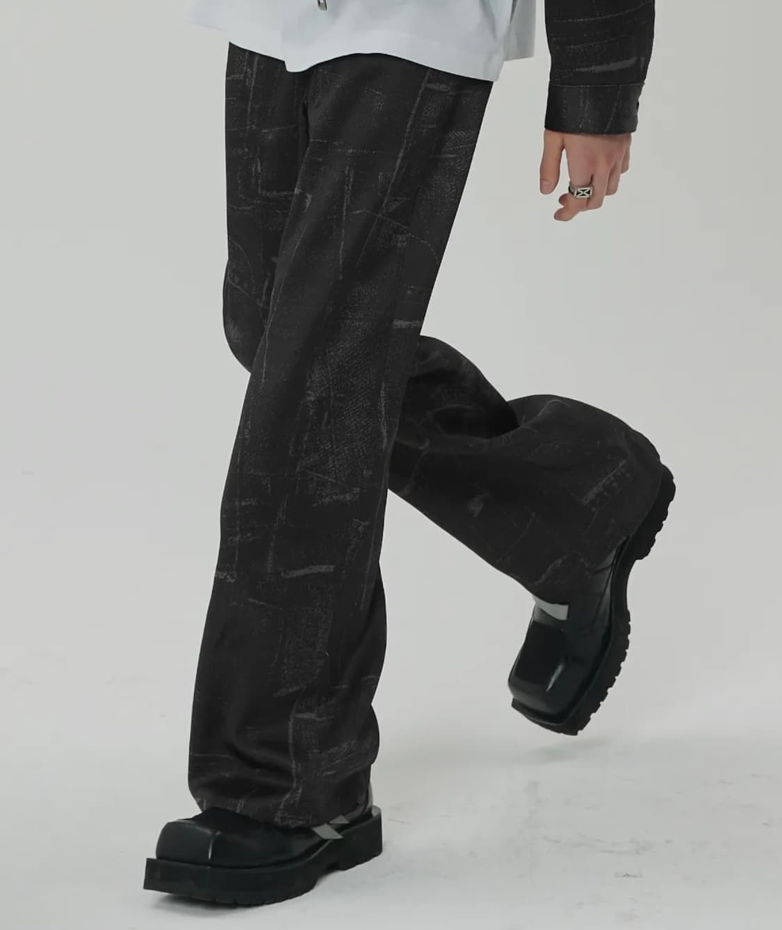 메종미네드 블랙 웨이브 데님 프린팅 팬츠 바지 L 상품이미지1