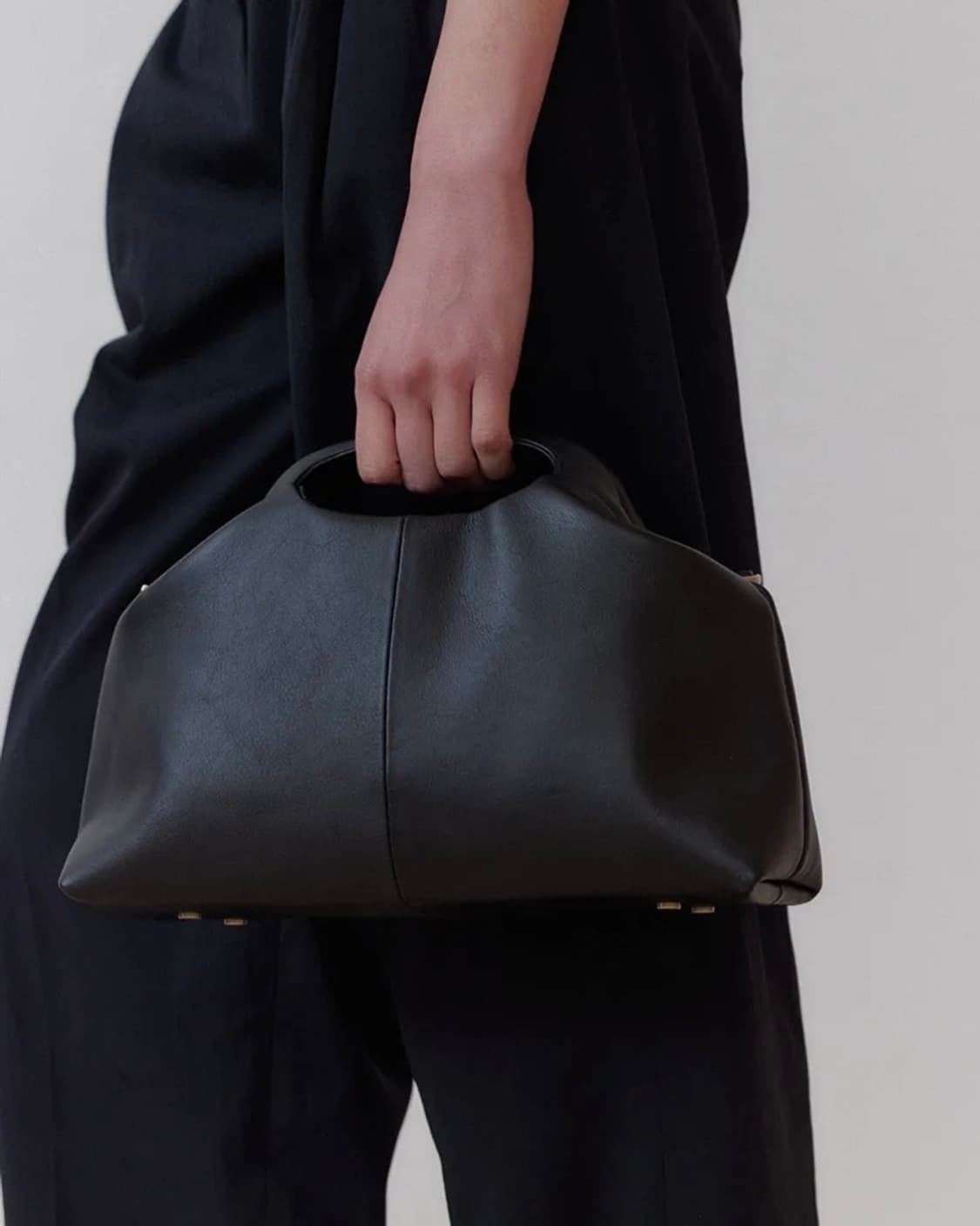 유르트 NUO 블랙 상품이미지1