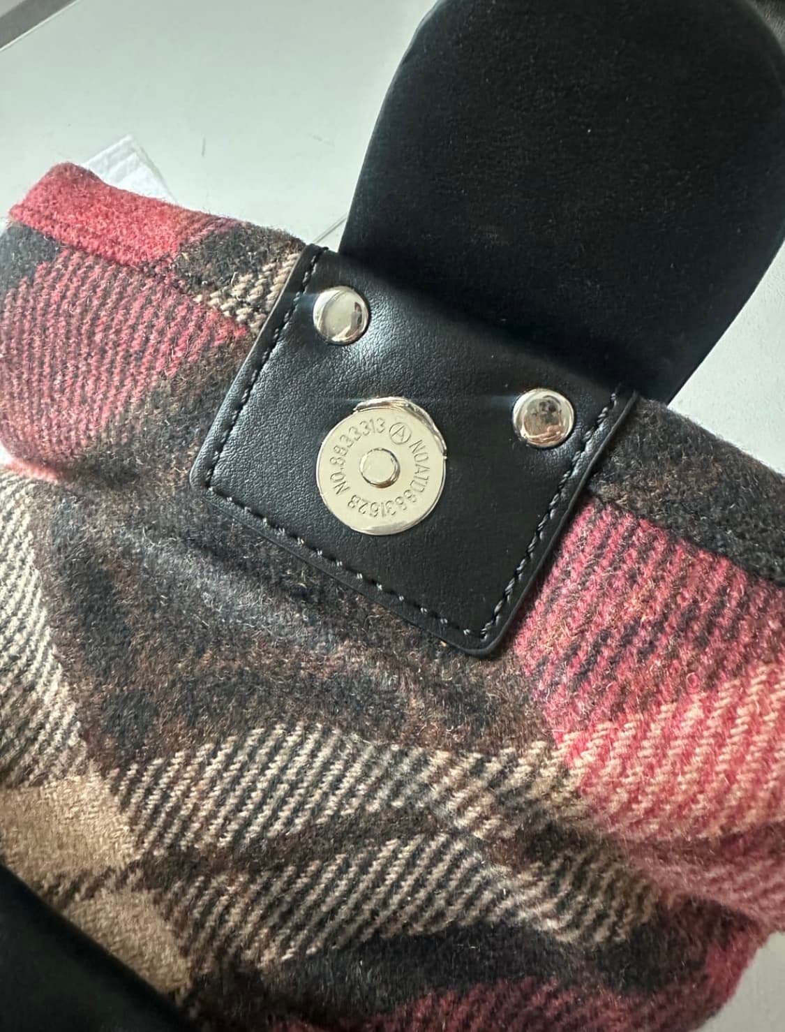 비비안웨스트우드 헤이즐 트레저 라이트 체크 숄더 백 상품이미지4