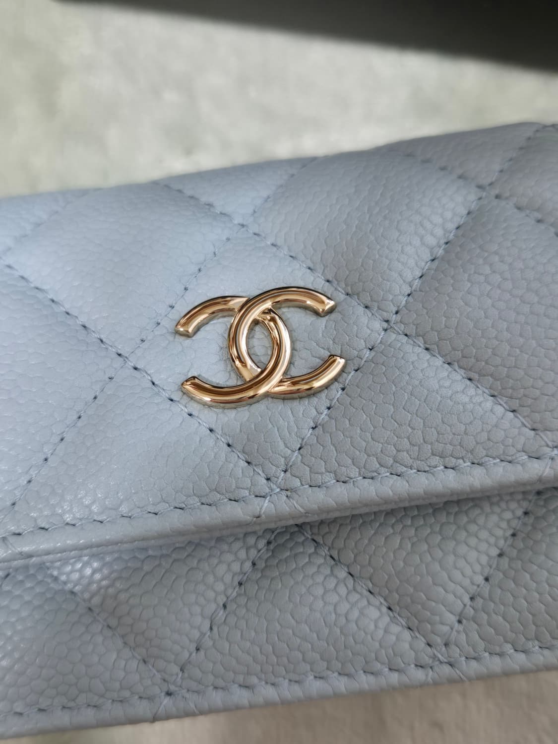 샤넬 미니 체인백 차정원 착용 ( AP2627 ) 상품이미지3