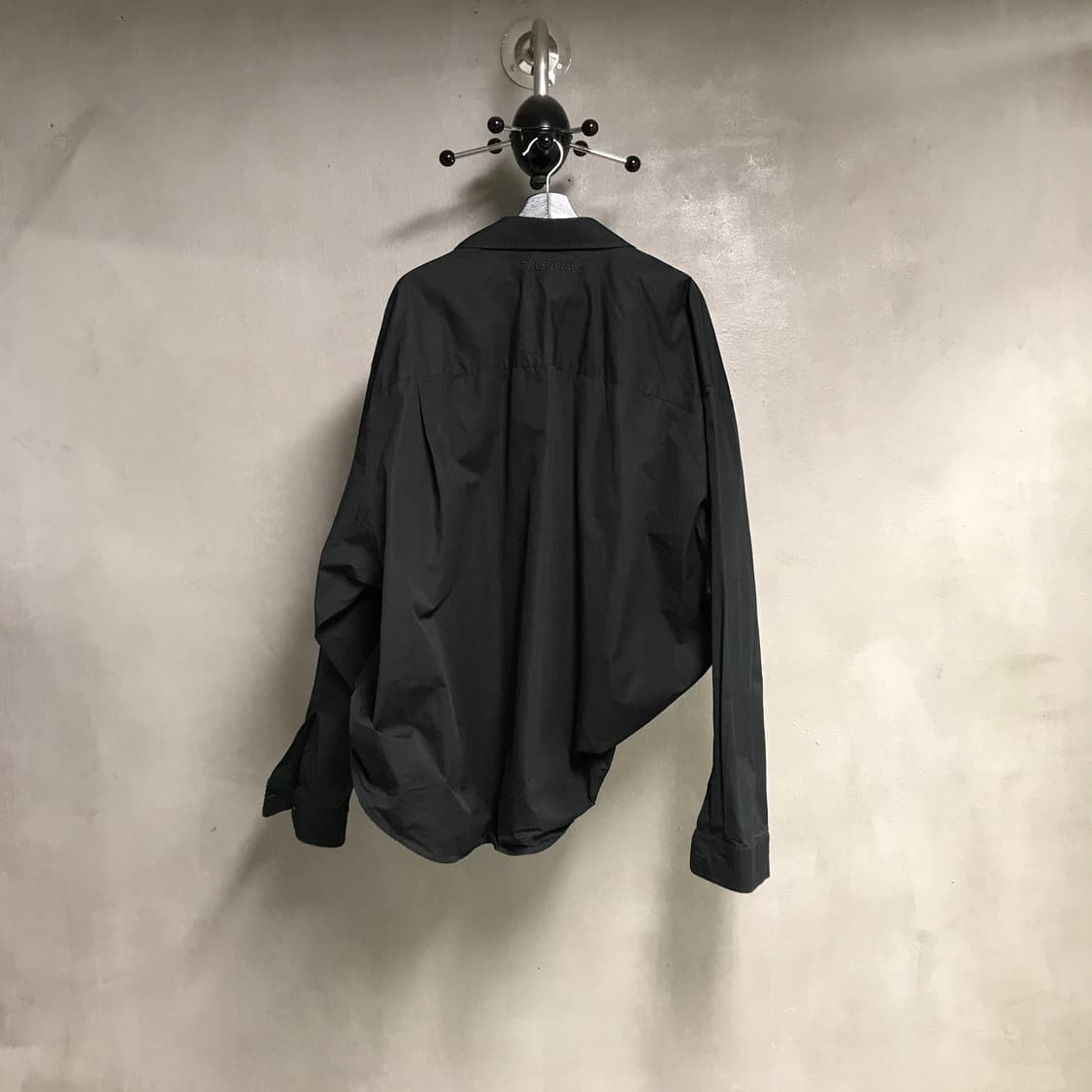 발렌시아가 블랙 셔츠 34 상품이미지9