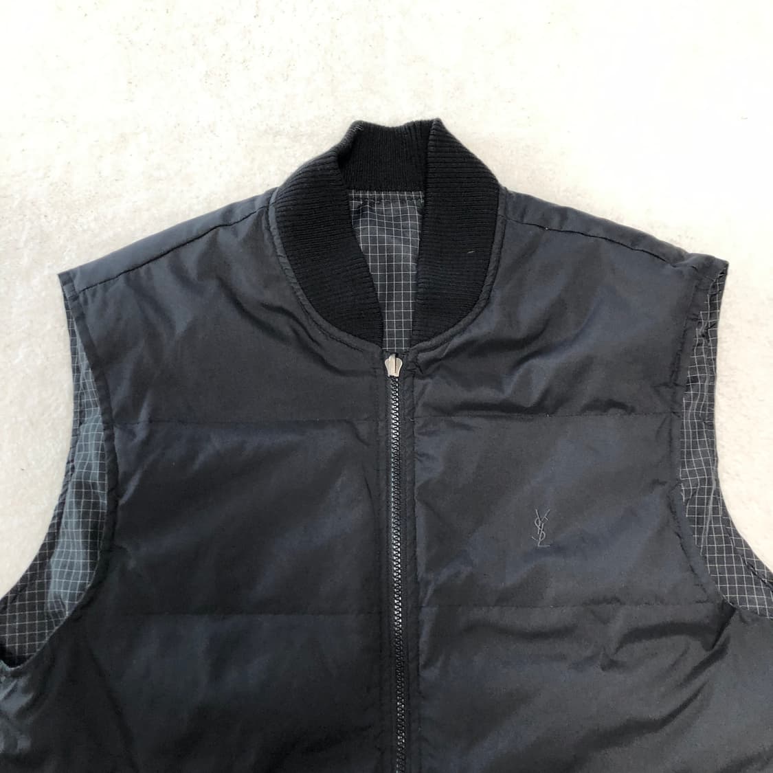 입생로랑 리버시블 패딩조끼  상품이미지6