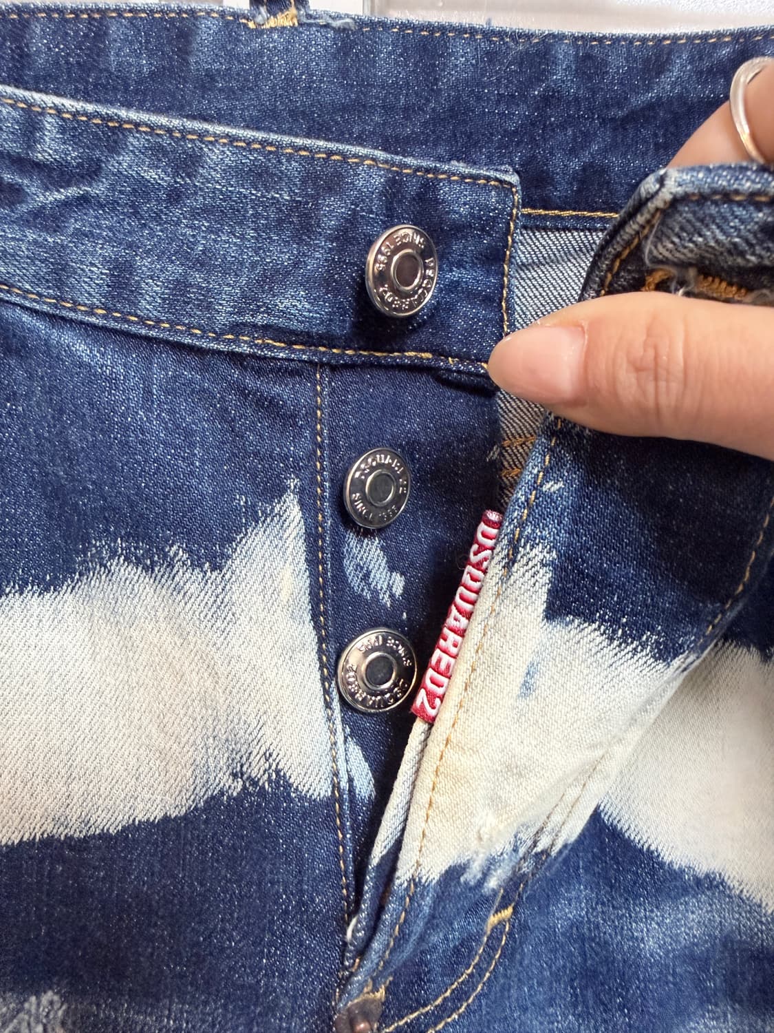 DSQUARED2 디스퀘어드2 그래피티 디스트로이드 슬림 데님 팬츠 46 상품이미지5