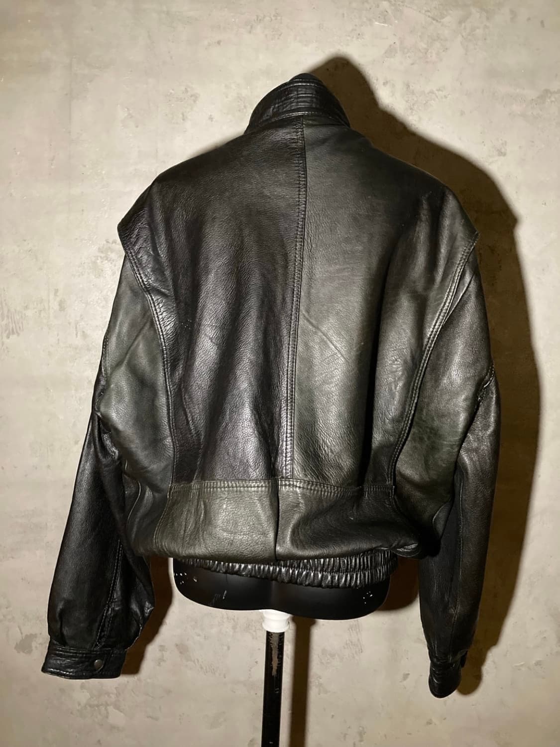 90‘s 독일 빈티지 절개 레더 자켓 상품이미지4