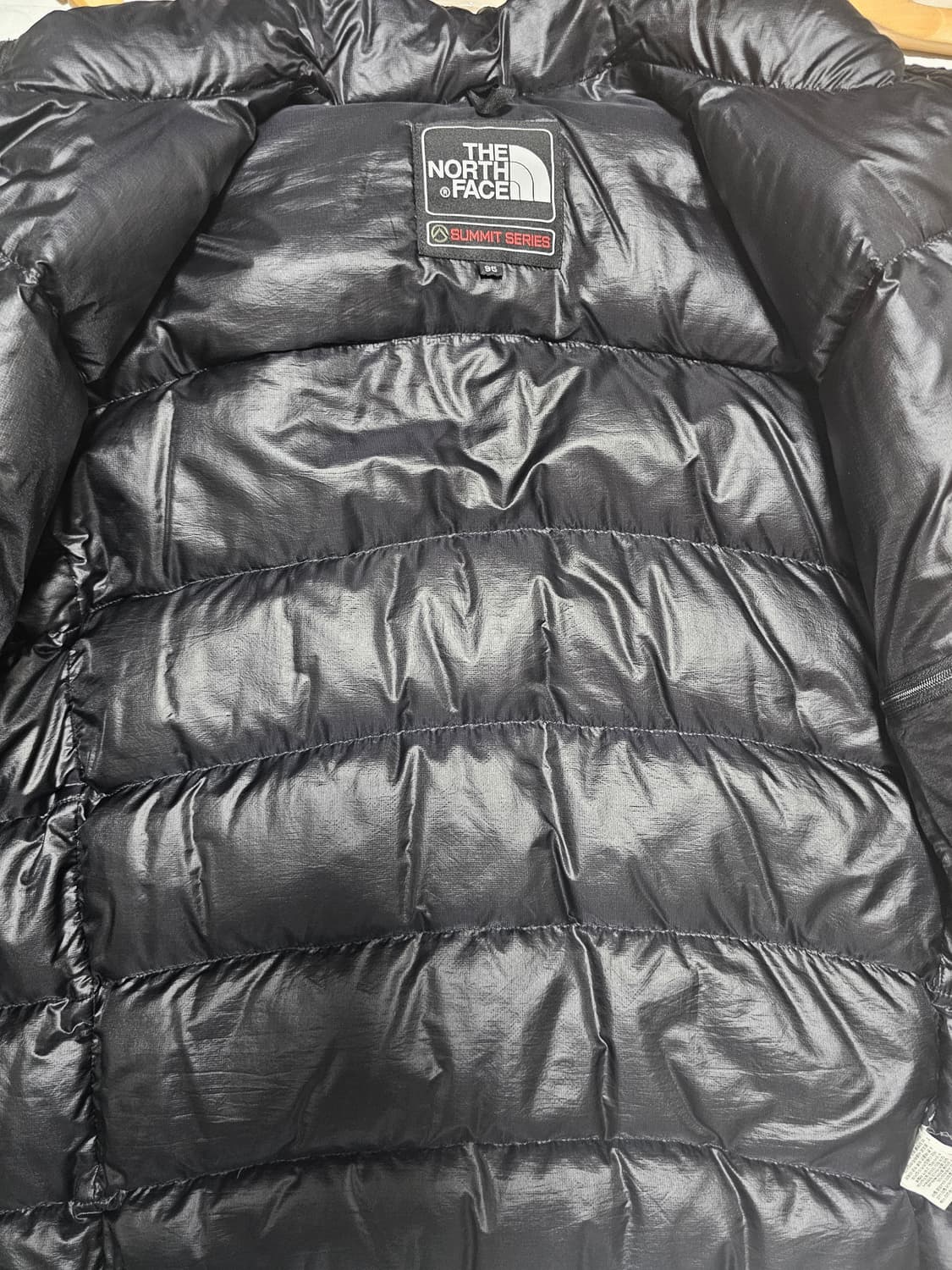 노스페이스 써밋 아콘카구아 다운패딩 M(95) 상품이미지5