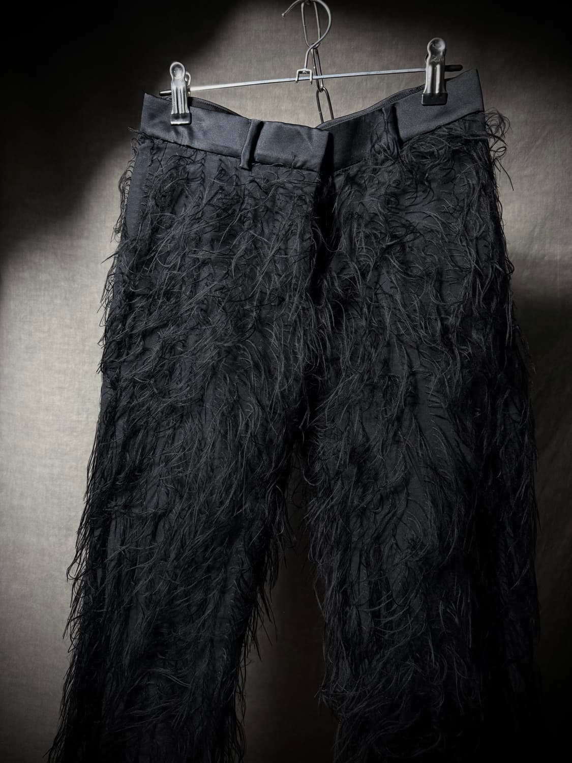 Sacai 22ss Faux Fur Textured Trousers  상품이미지2