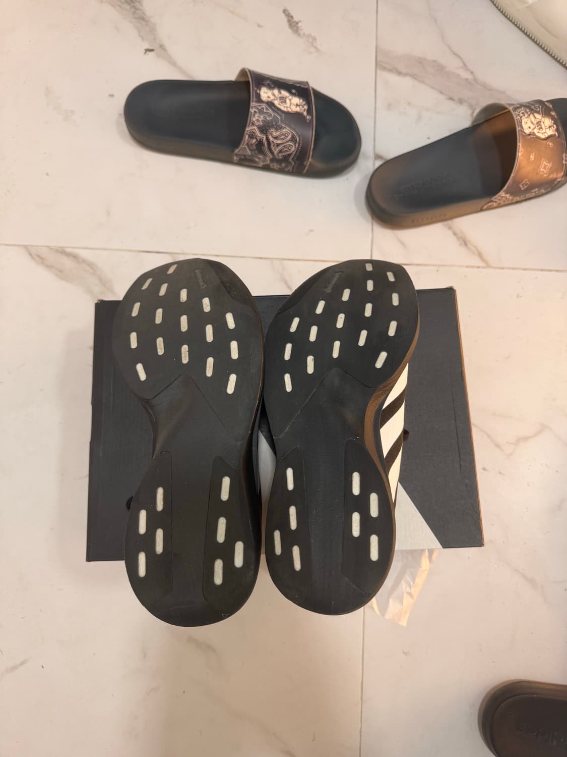 아디다스 evo sl 검흰 상품이미지4