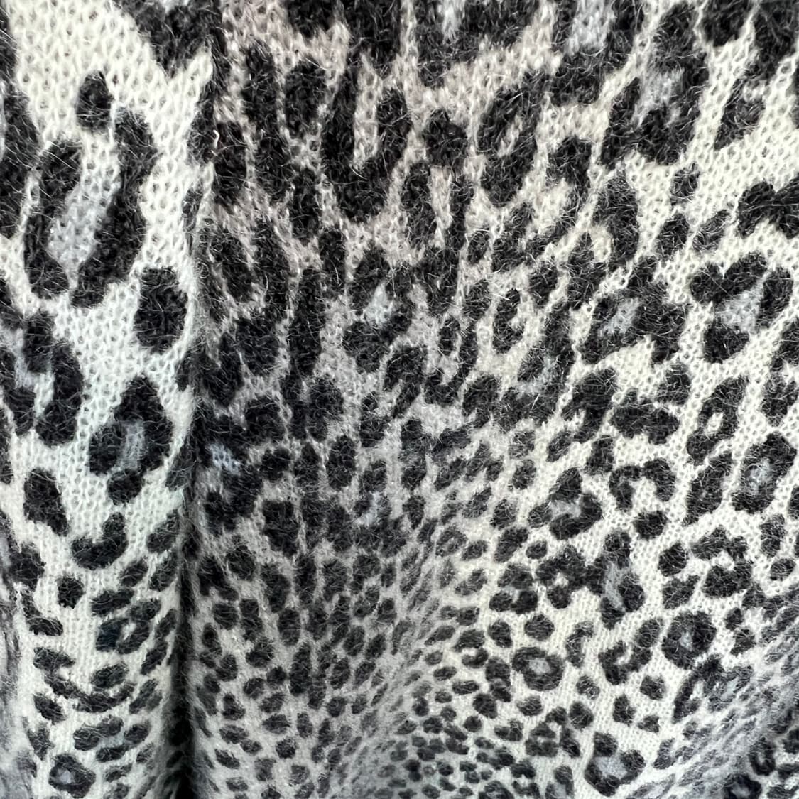 레오파드 터틀넥 모헤어 니트 상품이미지4