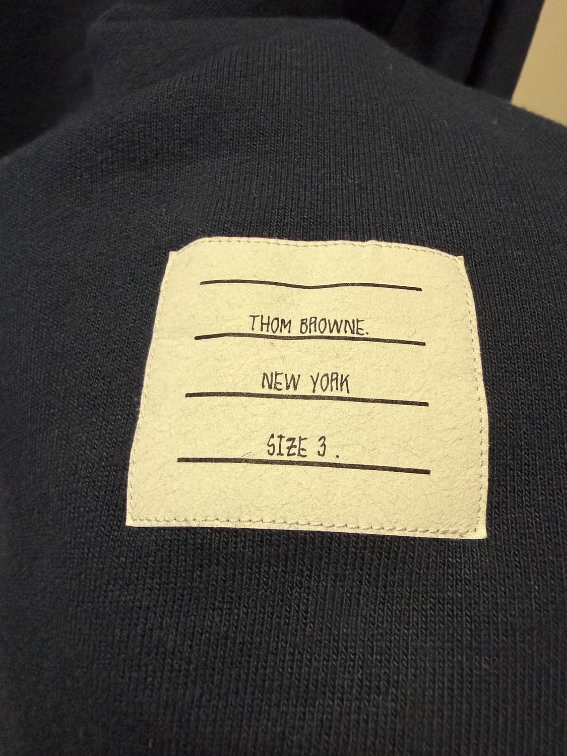 (신형)톰브라운 백삼선 맨투맨 3사이즈 상품이미지3