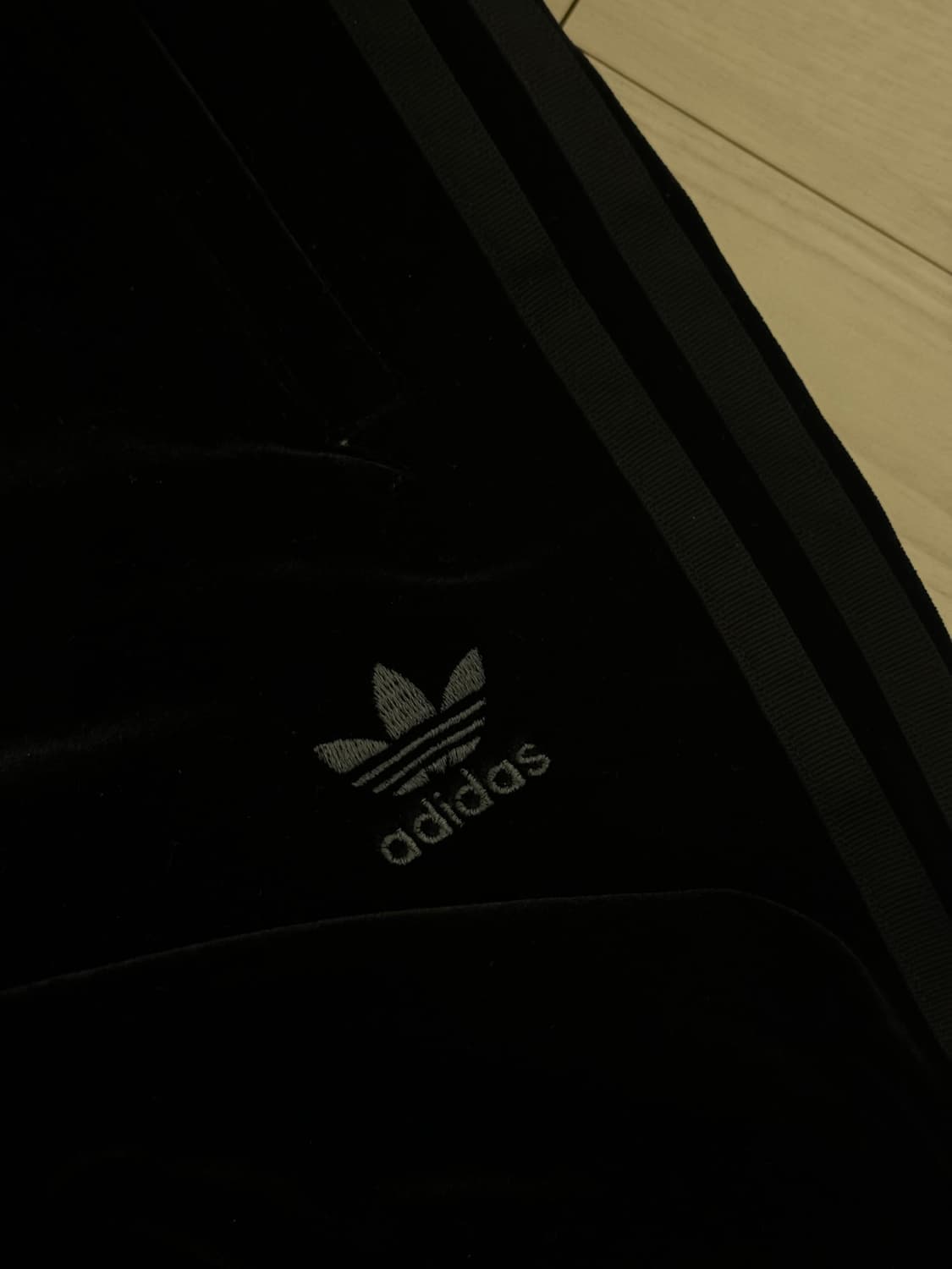 아디다스 벨벳 트랙수트 / 트레이닝복 세트 상품이미지6