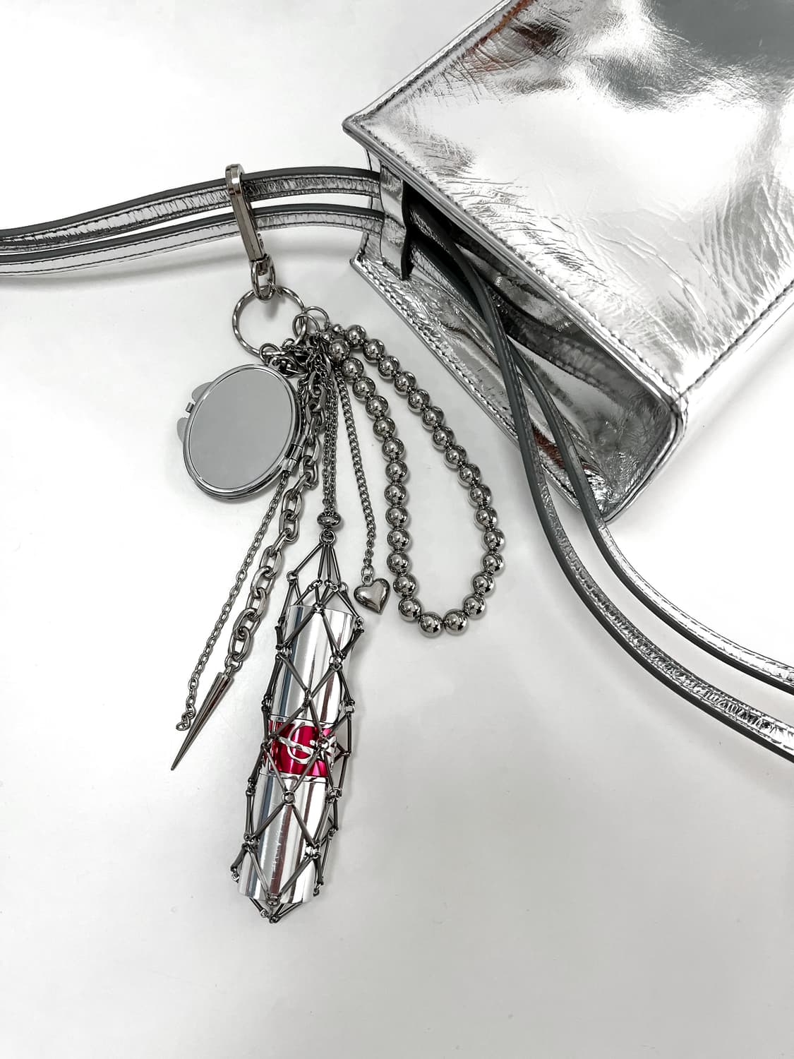 𝐋𝐢𝐩𝐬𝐭𝐢𝐜𝐤 𝐇𝐨𝐥𝐝𝐞𝐫 키링 상품이미지6