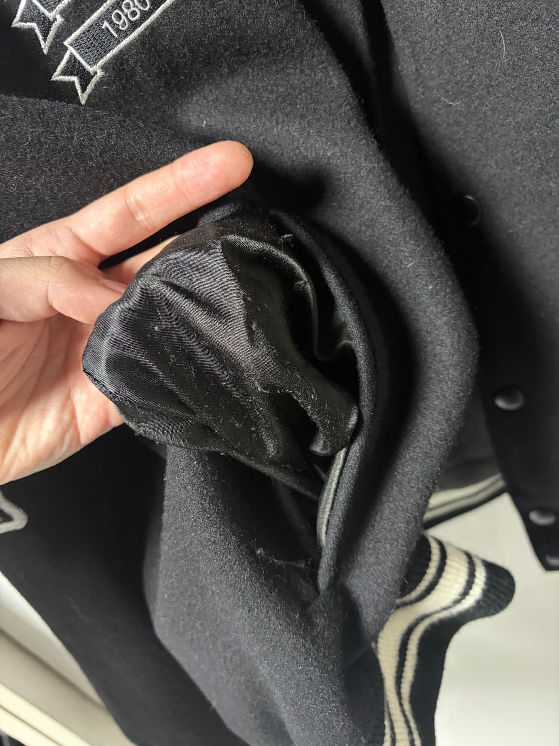 스투시 꼼데가르송 바시티 xl 상품이미지10