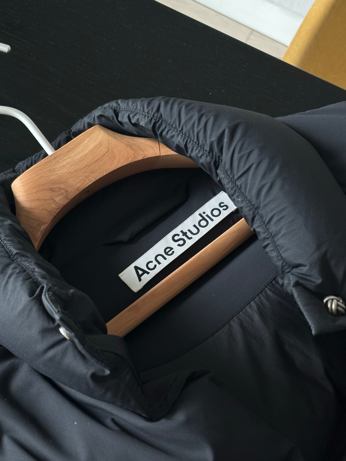 아크네 상품이미지2