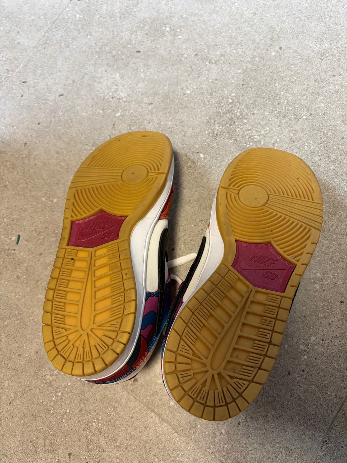 나이키 x 파라 SB덩크 로우 프로 앱스트랙스 아트 상품이미지5