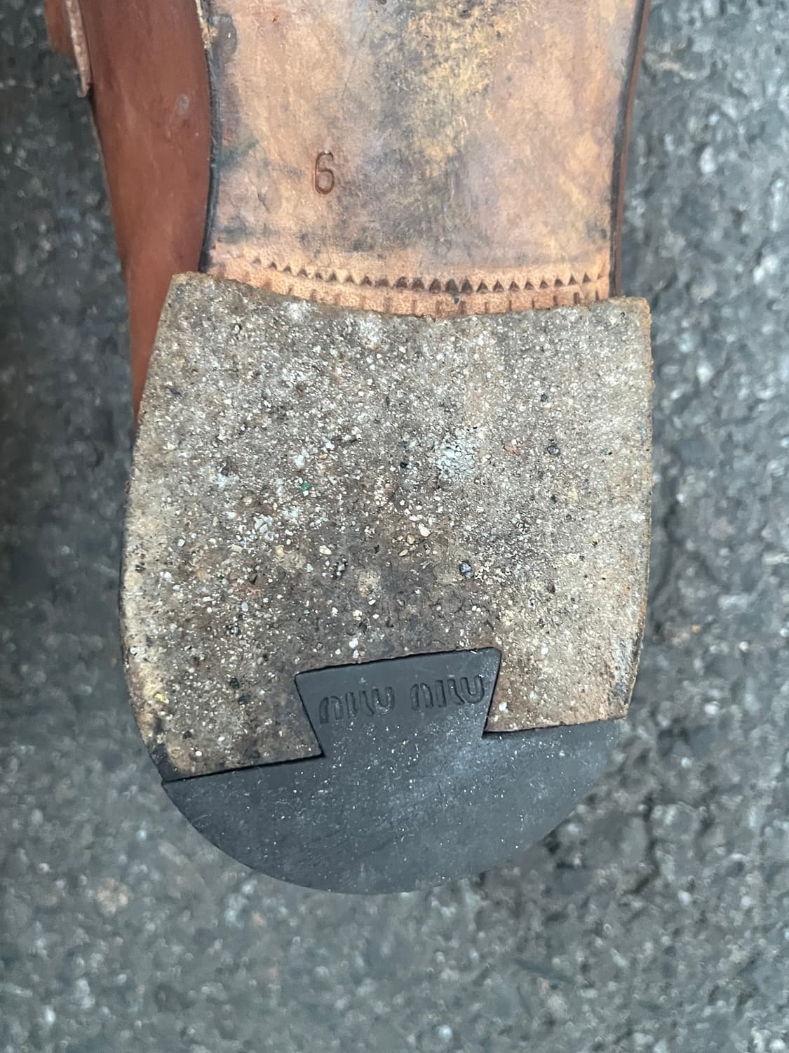 미우미우 구두 상품이미지6