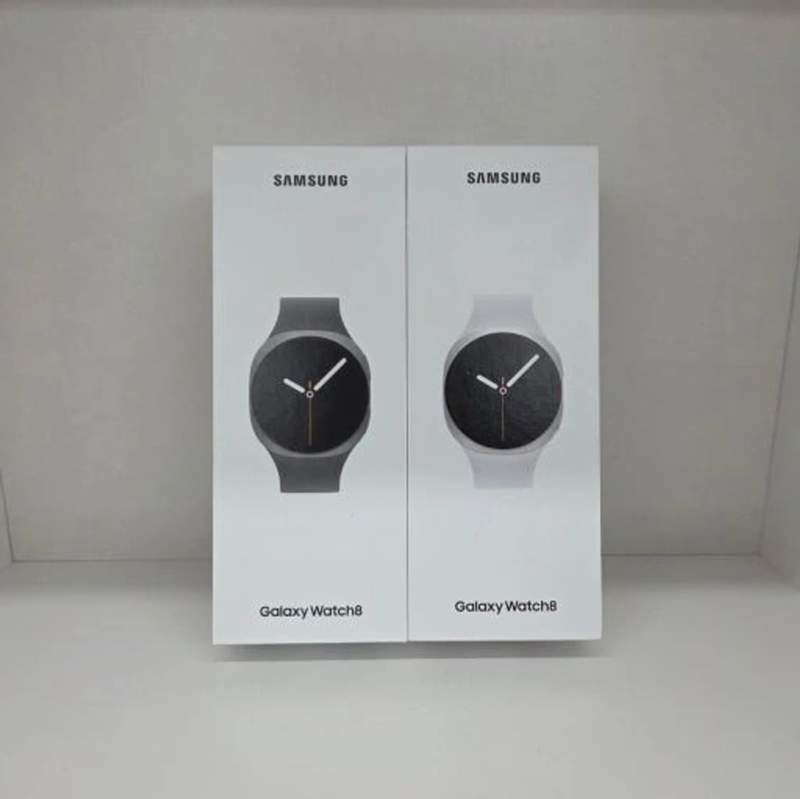 갤럭시 워치8 그라파이트 &실버 미개봉 판매합니다  상품이미지1