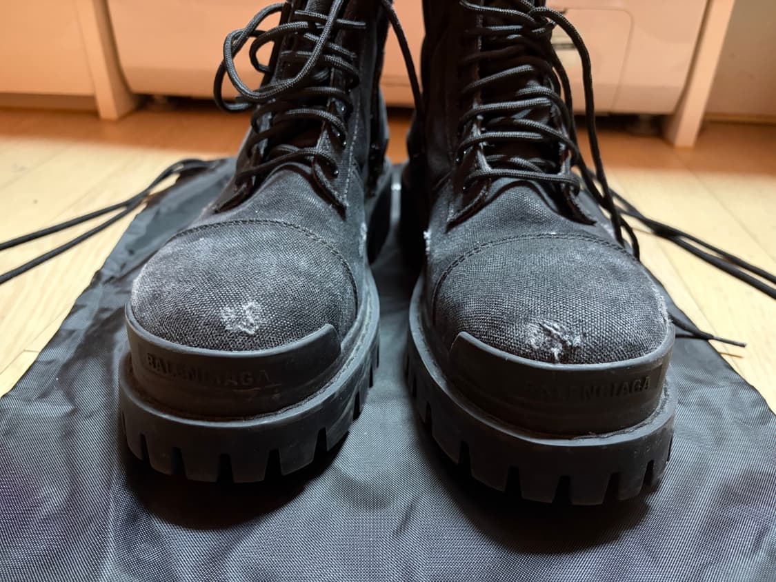 발렌시아가 컴뱃 스트라이크 부츠 상품이미지4