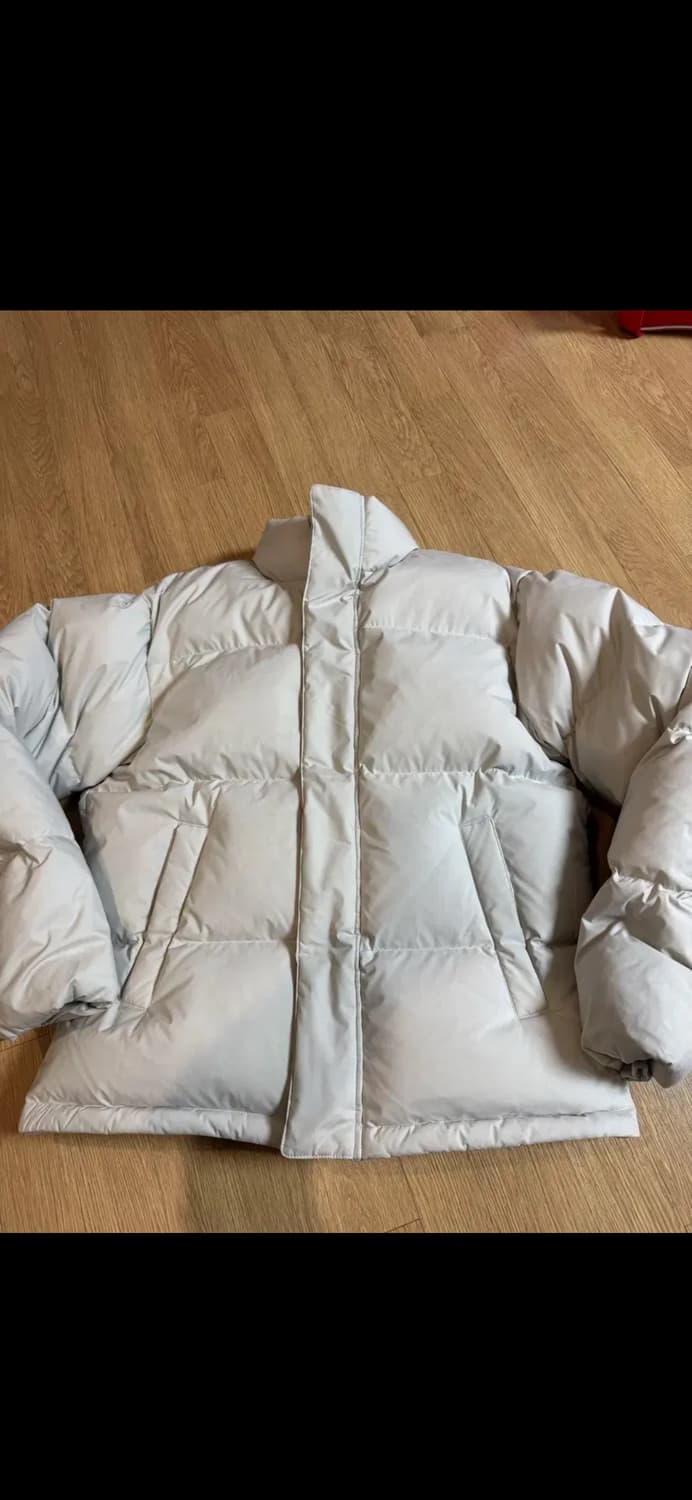 인사일런스 에센셜 다운 패딩 상품이미지2