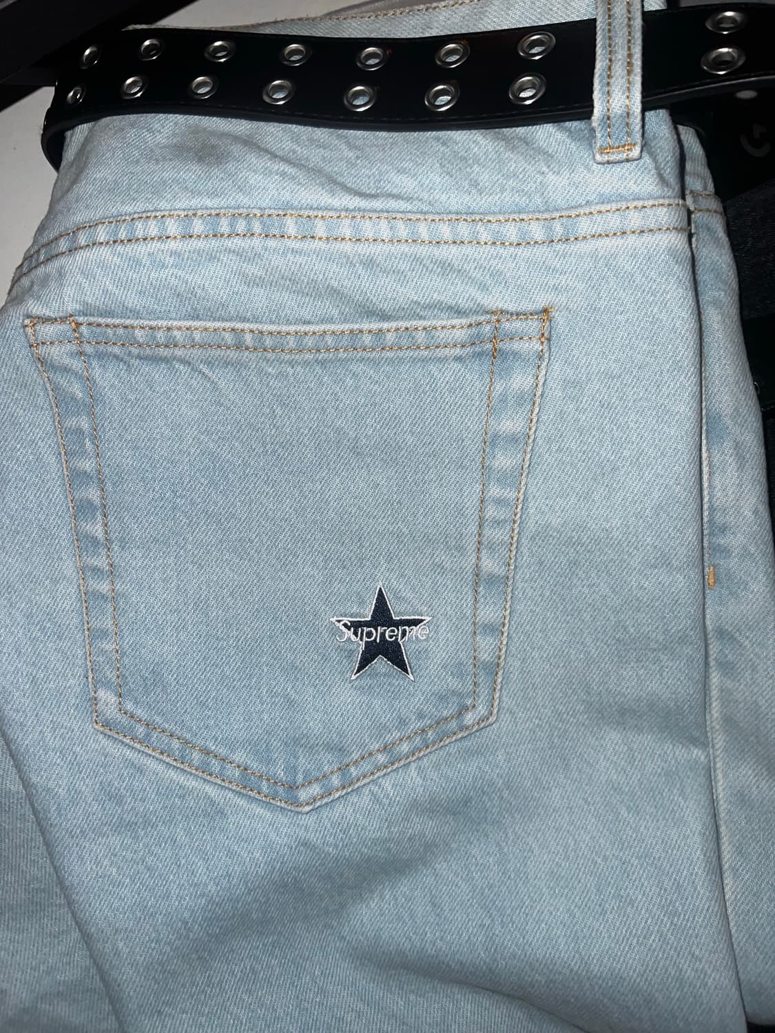 슈프림 레귤러 진 연청 36 사이즈 상품이미지1