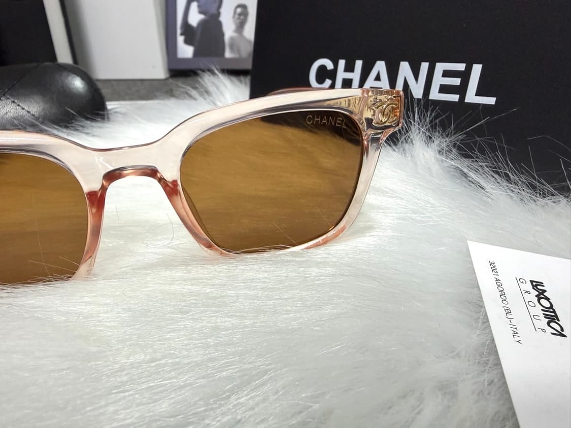 샤넬 이니셜 스톤장식 선글라스 핑크 풀박스 상품이미지4
