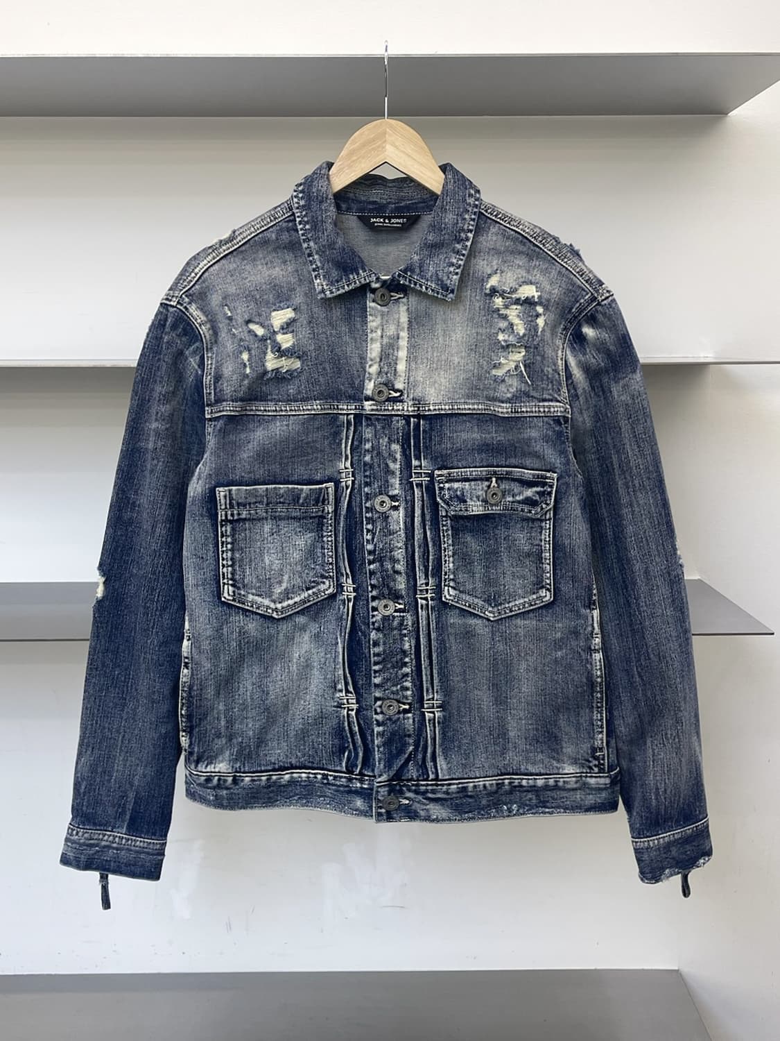 잭앤존스 프로퍼티 디스트레스드 데님 자켓 상품이미지1