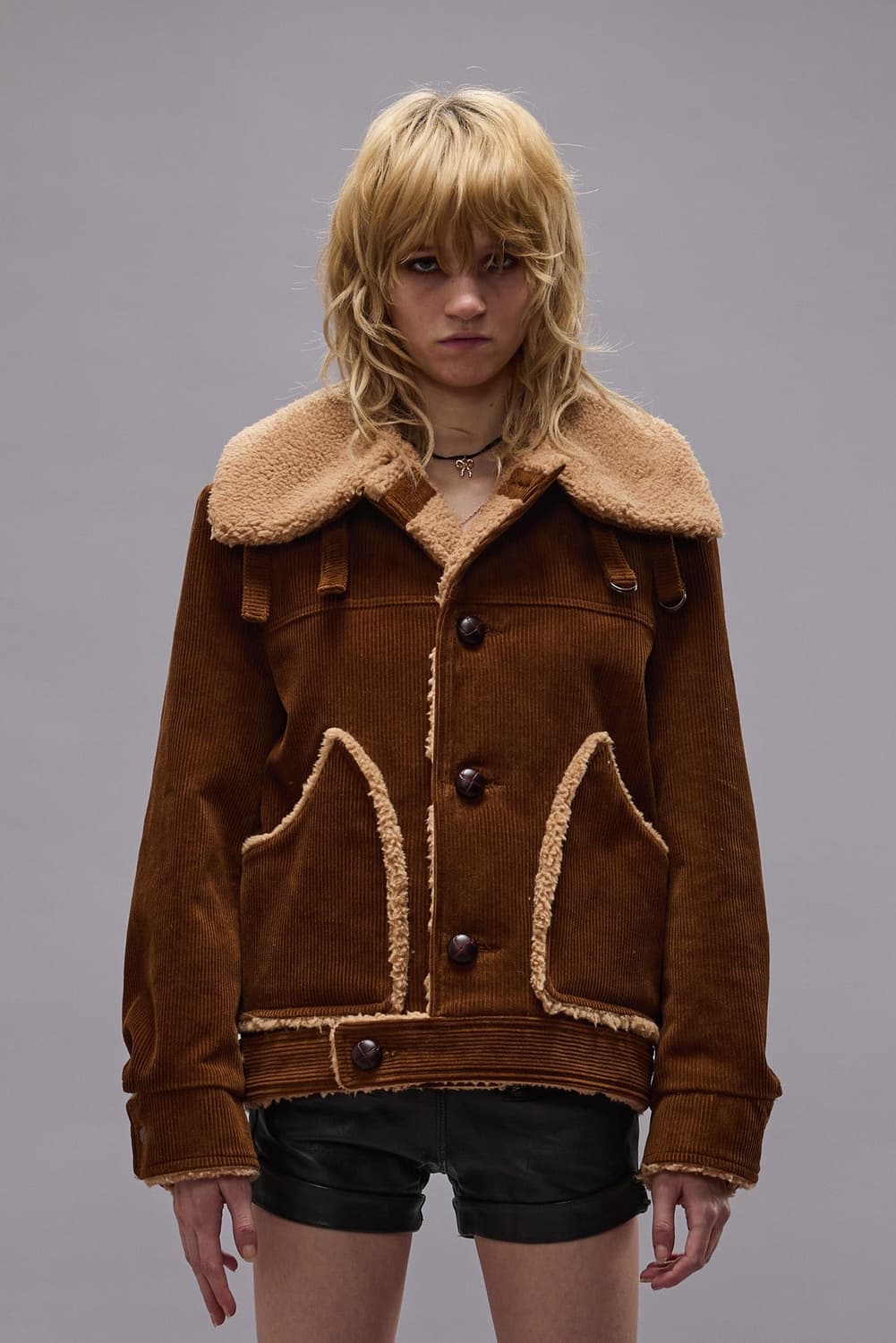 R13 코듀로이 무스탕 퍼 자켓 르세라핌 홍은채 착용 상품이미지2