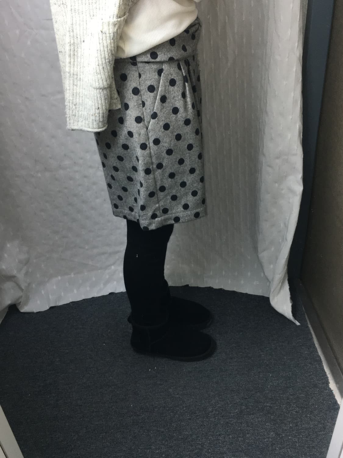 그레이 도트 울 반바지 상품이미지5